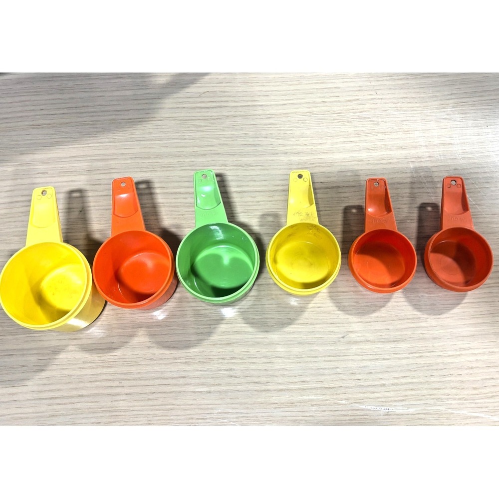 Vintage Tupperware Measuring Cups Set 6 Pc Orange Yellow Green Kitchen USA